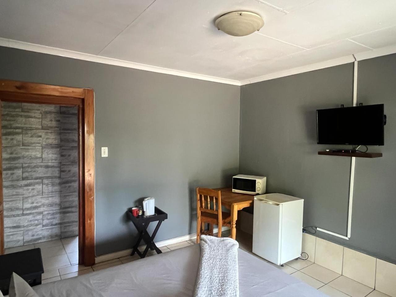 Balfour Lodge Luaran gambar